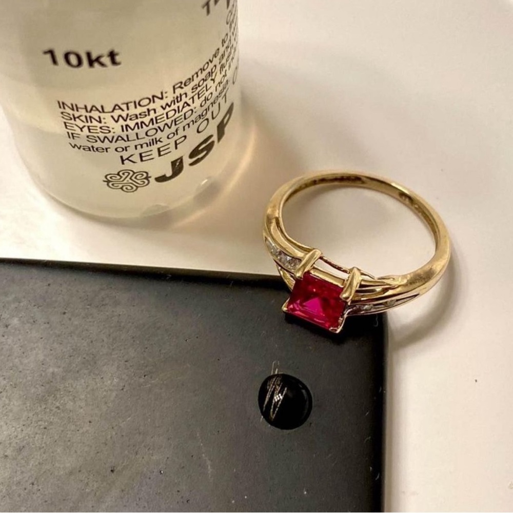 10kt Solid Gold. Genuine Ruby & Cz Estate Ring. S… - image 2